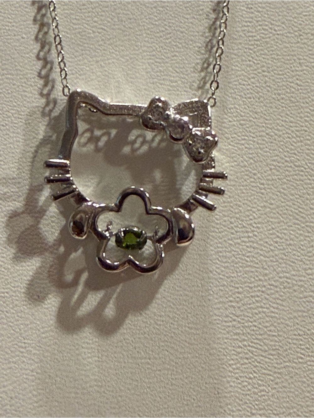 925 Sterling Silver Hello Kitty Green Dancing Stone Necklace